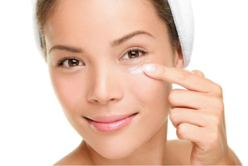 How to Apply Makeup Primers for Dry and Mature Skin